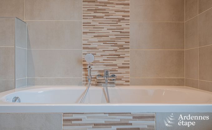 Ruime en comfortabele vakantiewoning  voor 15 in Waimes, Hoge Venen