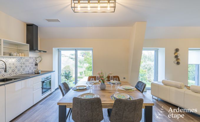 Vakantiehuis in Walcourt, Ardennen, 6 personen, 3 slaapkamers, buitenzwembad, gemeenschappelijke tuin, moderne voorzieningen