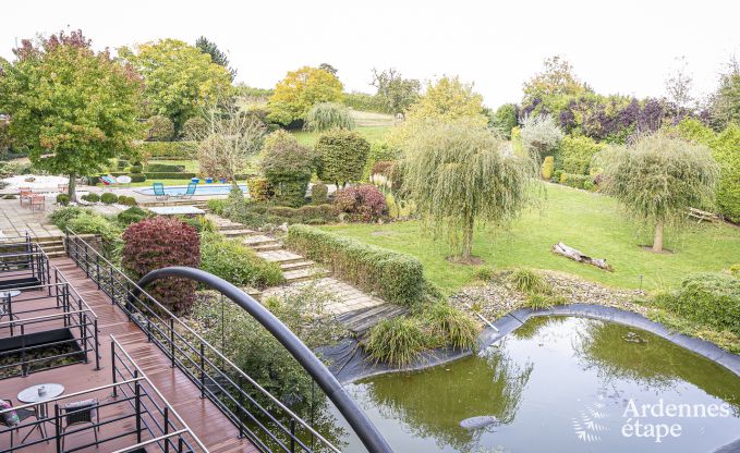 Ruime vakantiewoning in Walcourt, Ardennen, 5 slaapkamers, 5 badkamers, zwembad en gezinsvoorzieningen voor 10 personen