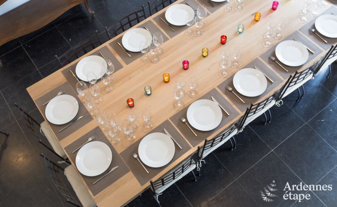 Vakantiehuis in Yvoir (Crupet) voor 14 personen in de Ardennen