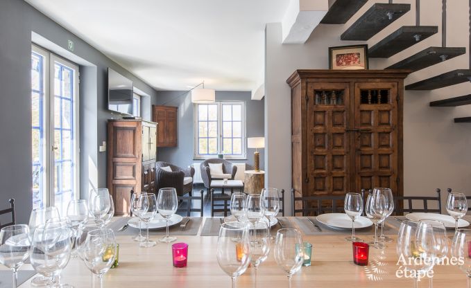 Vakantiehuis in Yvoir (Crupet) voor 14 personen in de Ardennen