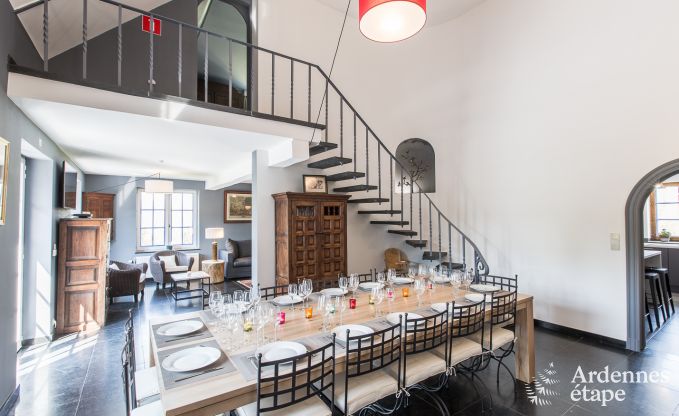 Vakantiehuis in Yvoir (Crupet) voor 14 personen in de Ardennen