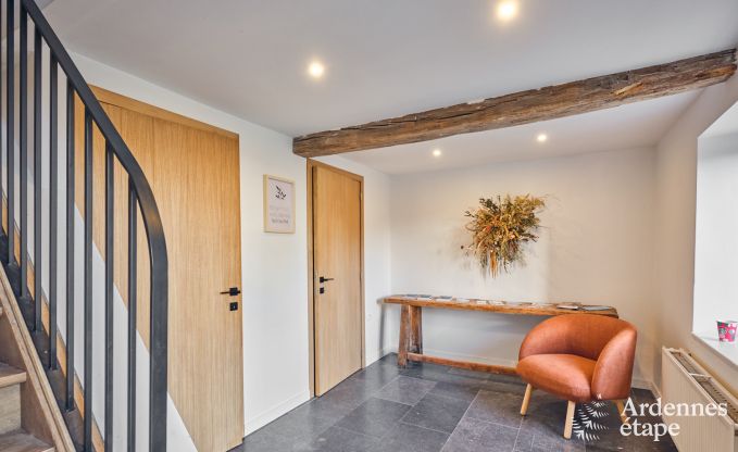 Charmante dorpswoning voor 10 personen in Yvoir: hottub, open haard, grote privtuin